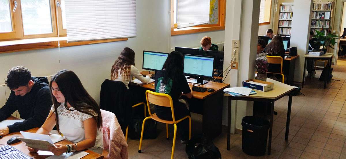 Collecte pour la banque alimentaire
 - 2 ASSP